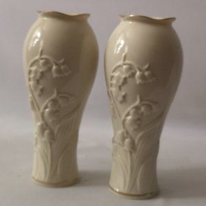 Set of Two Lenox Bud Vases with 3D Bell Flower Pattern, Cream Ceramic with Gold